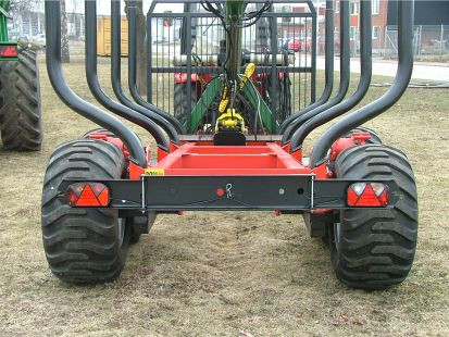 SF-12 Skogsvagn med kran